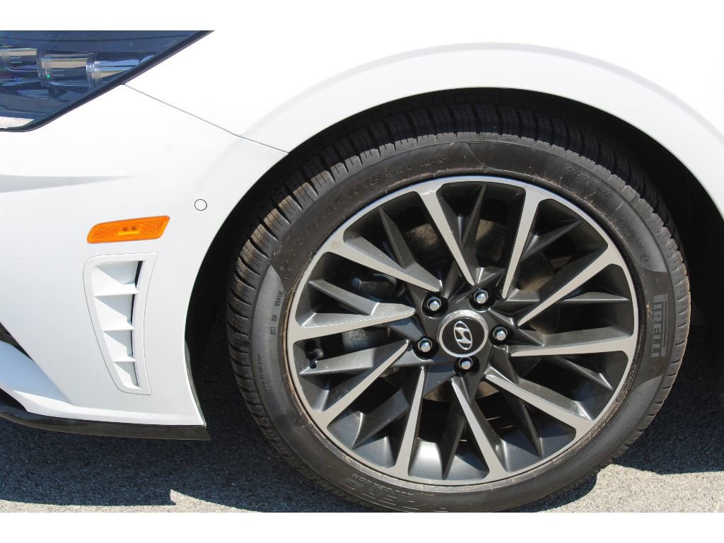 Used 2022 Hyundai Sonata Limited image 8