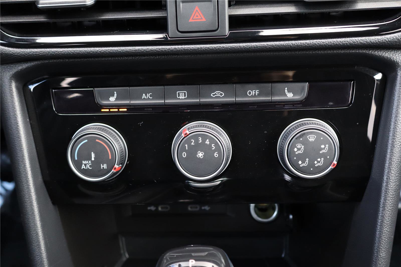 Certified 2023 Volkswagen Taos SE image 22