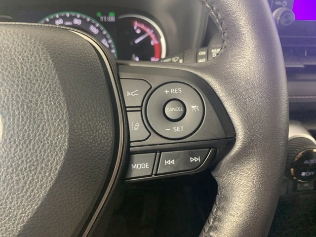 Used 2023 Toyota RAV4 XLE image 16