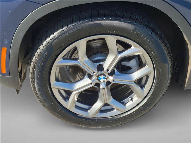 Certified 2024 BMW X3 sDrive30i w/ Convenience Package RWD image 25