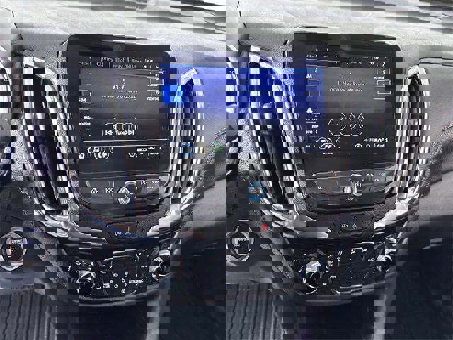 Used 2024 Chevrolet Equinox Premier image 13