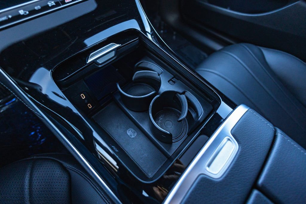 Used 2023 Mercedes-Benz EQE 350+ Sedan image 16