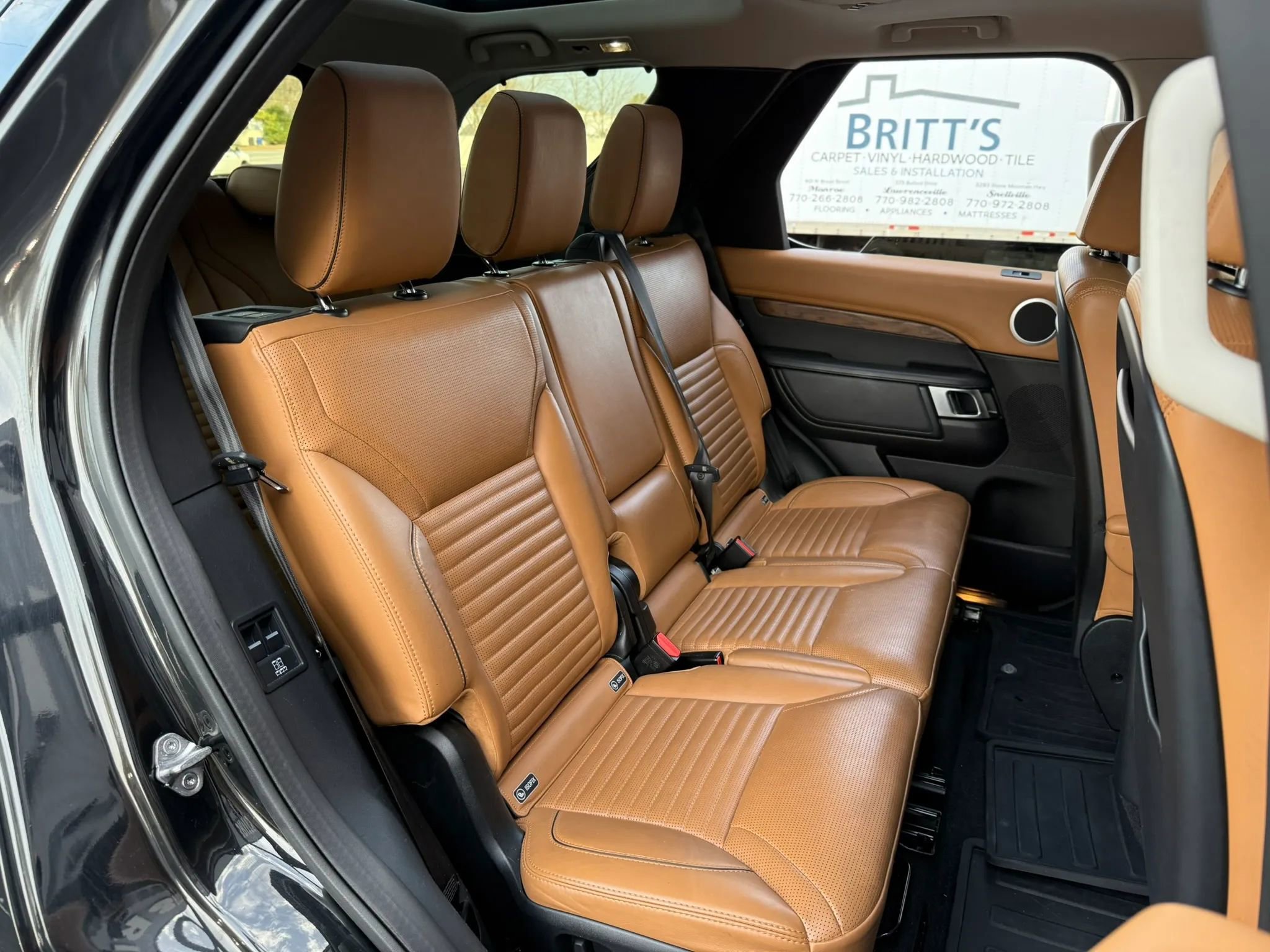 Used 2018 Land Rover Discovery HSE Luxury image 33