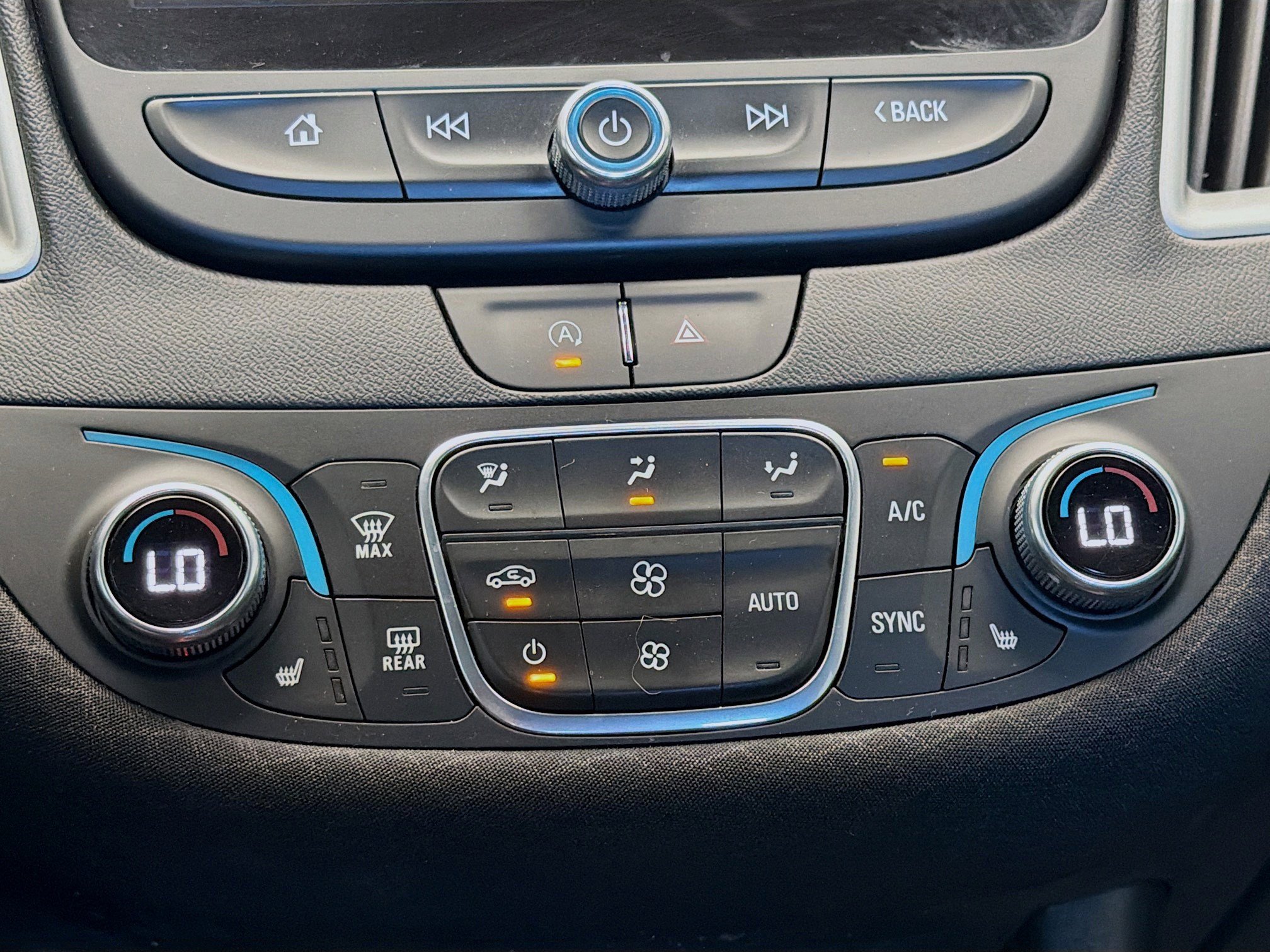 Used 2024 Chevrolet Malibu LT image 10