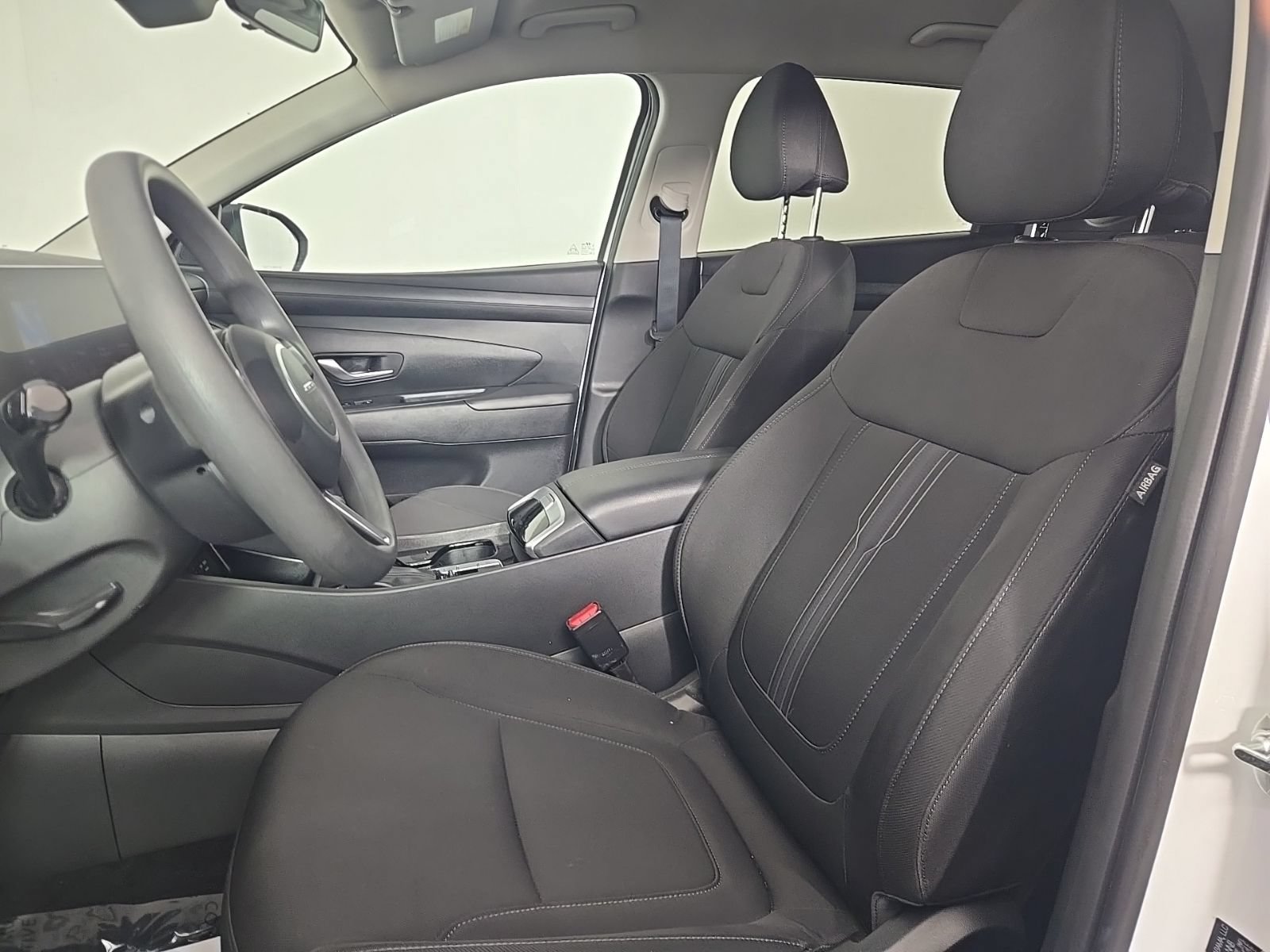 Used 2025 Hyundai Tucson SEL FWD image 8