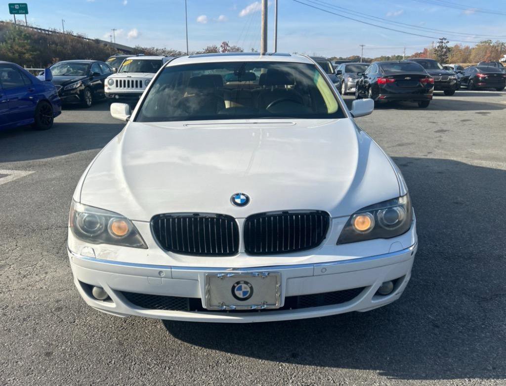 Used 2008 BMW 750i image 2