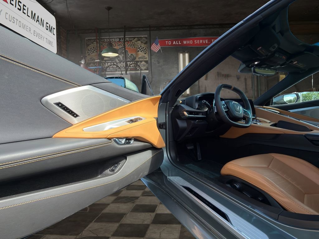 Certified 2022 Chevrolet Corvette Stingray Preferred Cpe RWD image 16