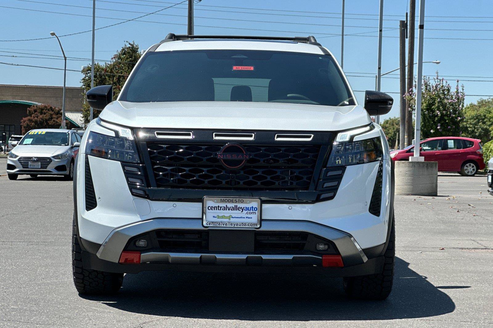 New 2026 Nissan Pathfinder Rock Creek w/ Rock Creek Premium Package AWD/4WD image 8