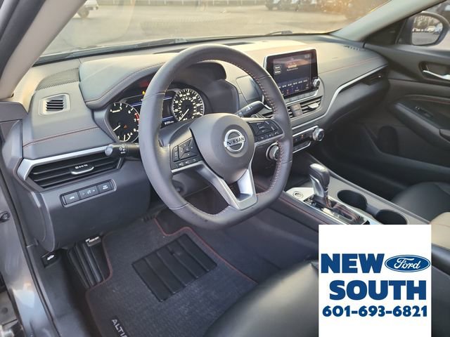 Used 2022 Nissan Altima 2.5 SR image 11