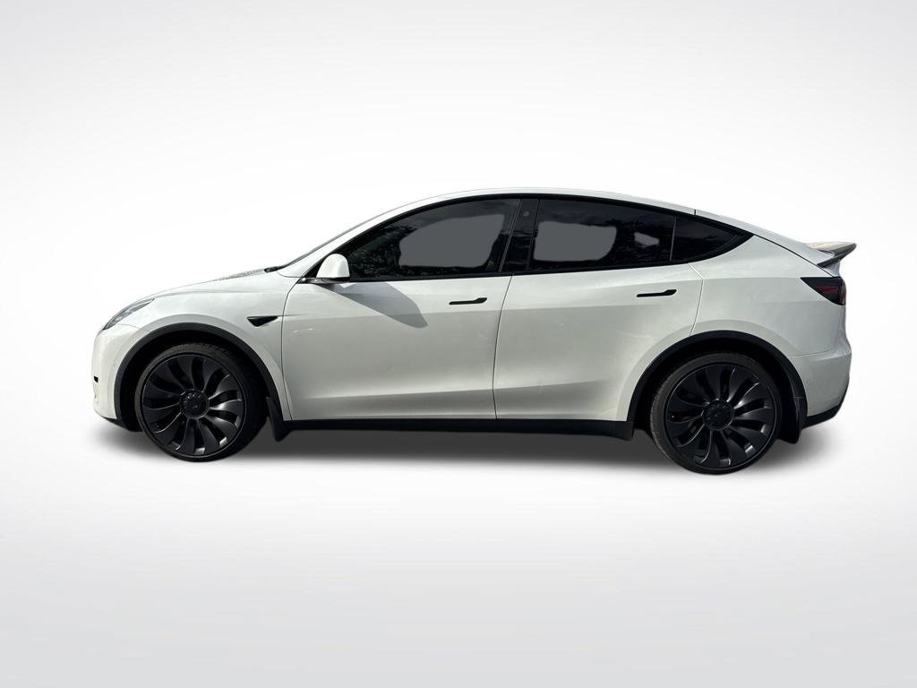 Used 2022 Tesla Model Y Long Range AWD/4WD image 8