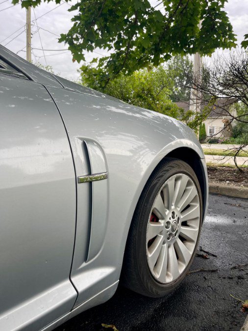 Used 2009 Jaguar XF Luxury RWD image 8