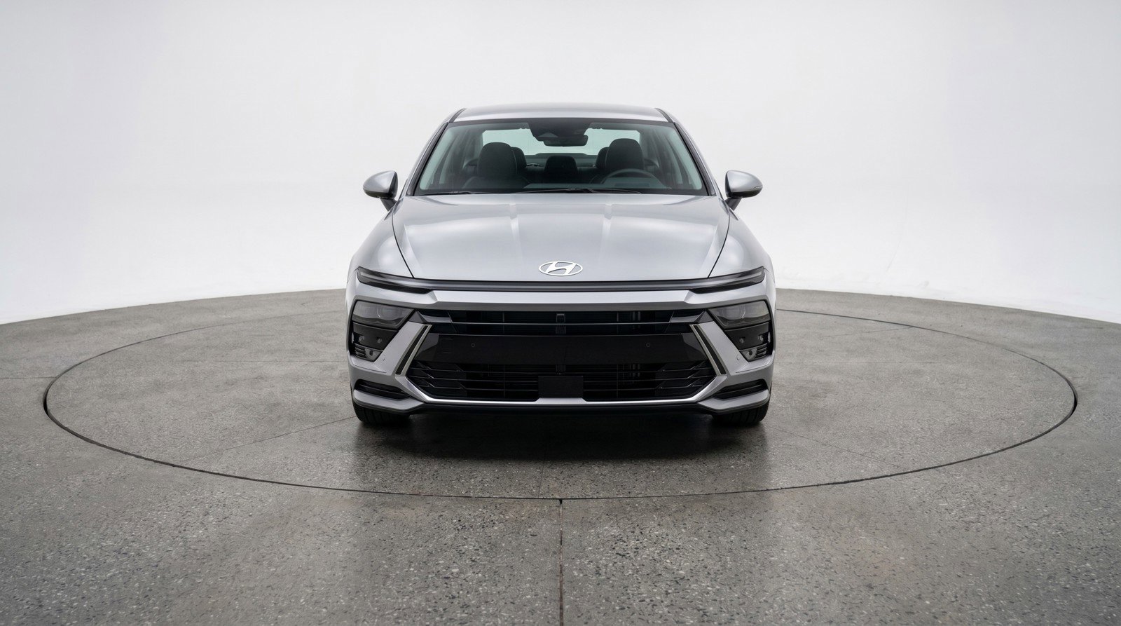 Used 2025 Hyundai Sonata SEL FWD image 2