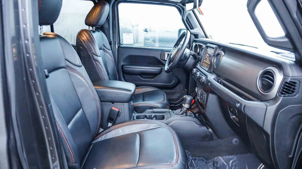 Certified 2021 Jeep Gladiator Willys image 18