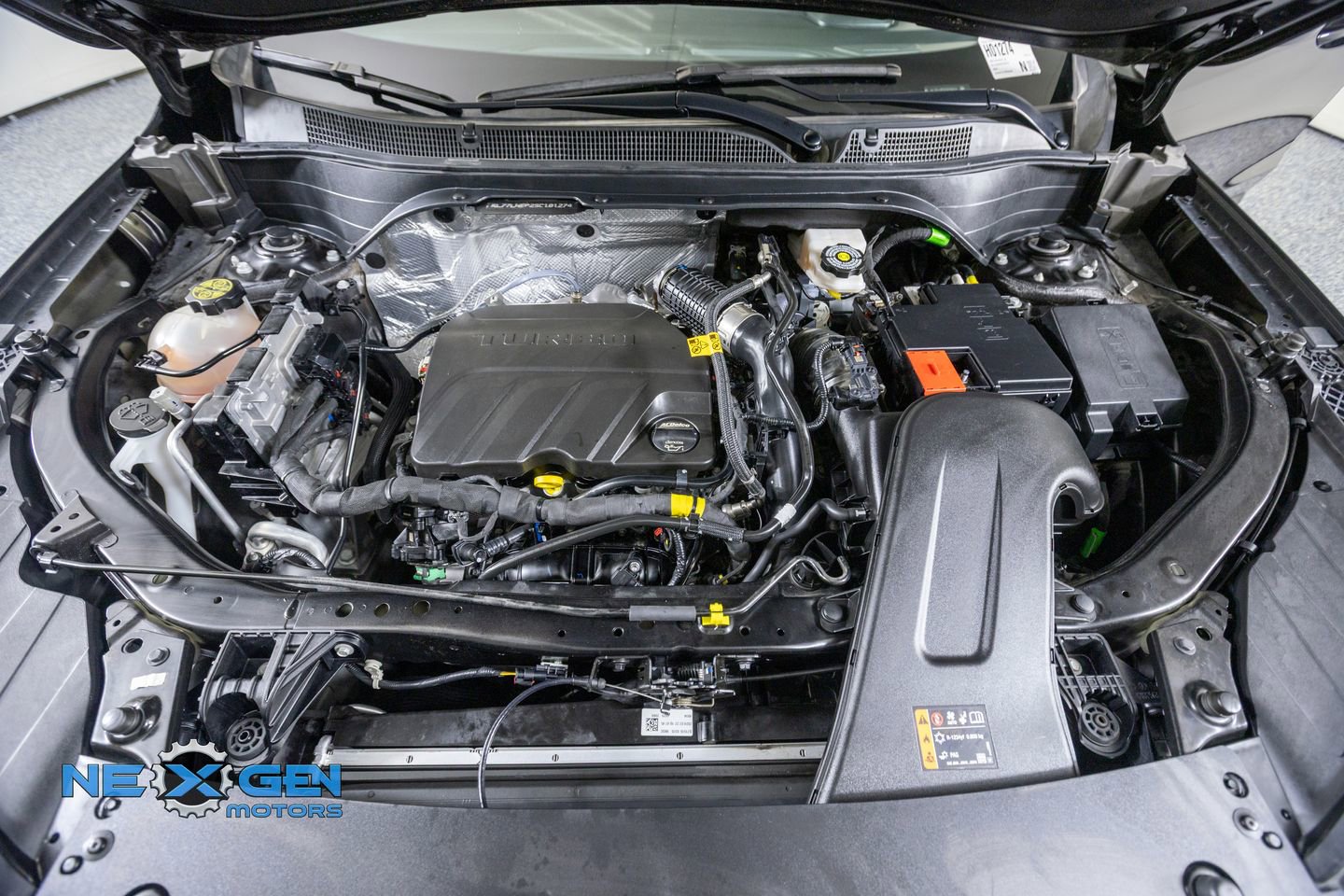 Used 2025 Chevrolet Trax LT w/ Driver Confidence Package FWD image 49