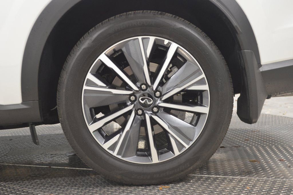 Certified 2026 INFINITI QX60 Luxe w/ Cargo Package image 14