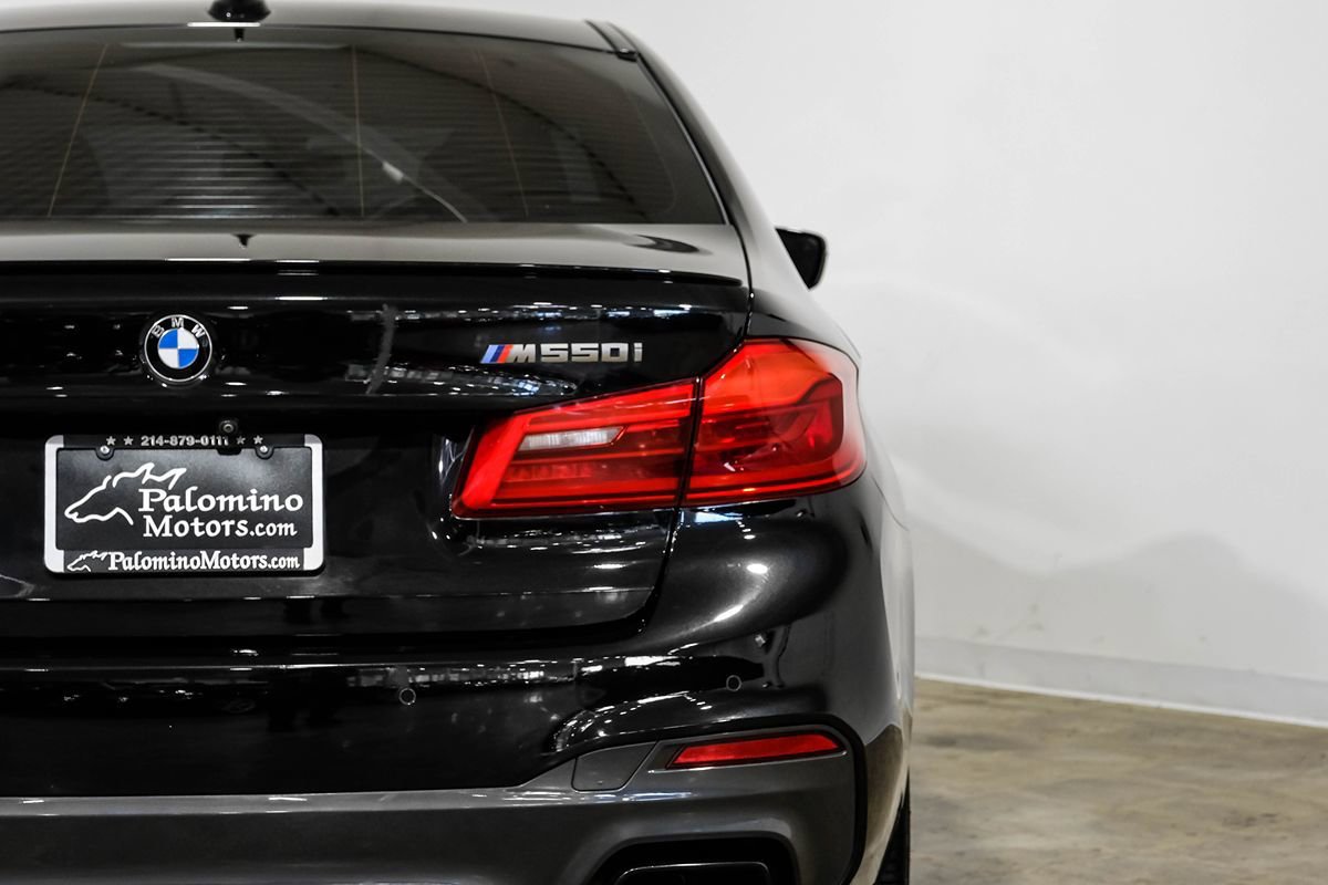 Used 2018 BMW M550i xDrive image 43
