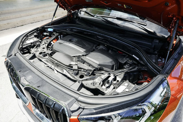 Used 2023 BMW X1 xDrive28i AWD/4WD image 16