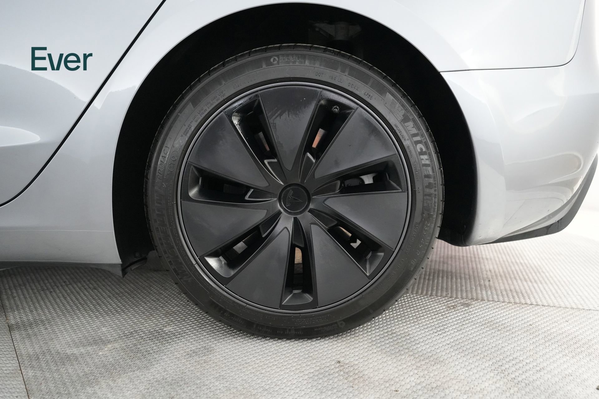 Used 2025 Tesla Model 3 Long Range image 9