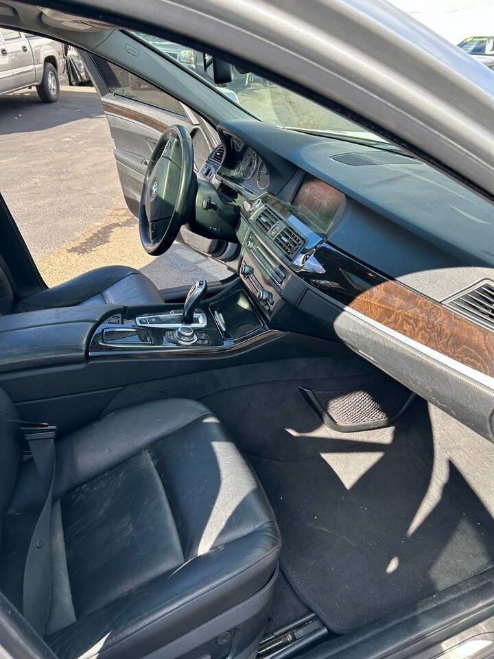 Used 2013 BMW 528i xDrive Sedan image 19