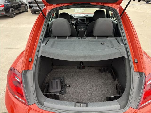 Used 2019 Volkswagen Beetle 2.0T S image 24