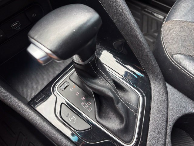 Used 2022 Kia Niro LXS FWD image 23