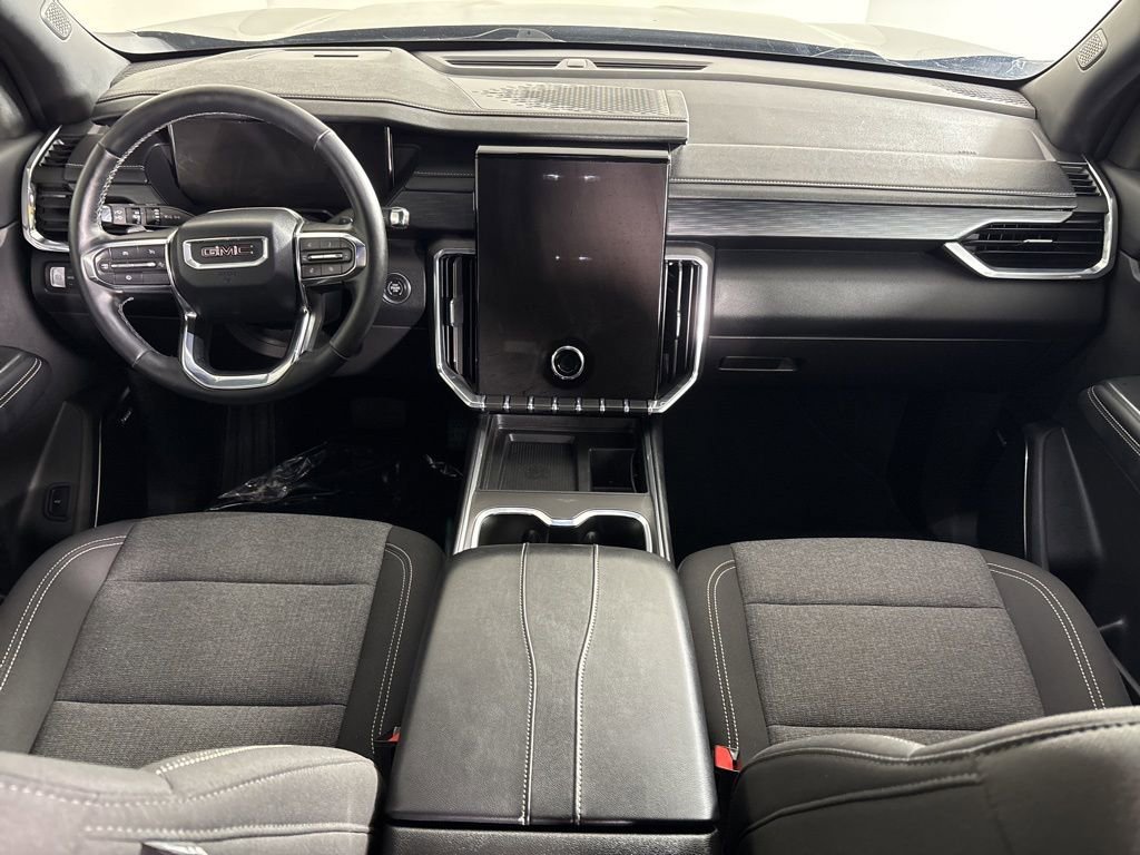 Used 2025 GMC Acadia Elevation image 12