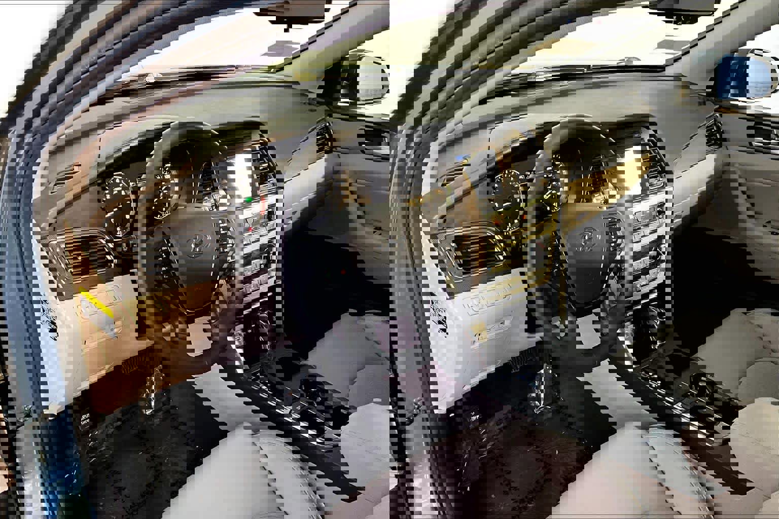 Used 2017 Hyundai Sonata Sport w/ Value Edition Package 02 FWD image 18