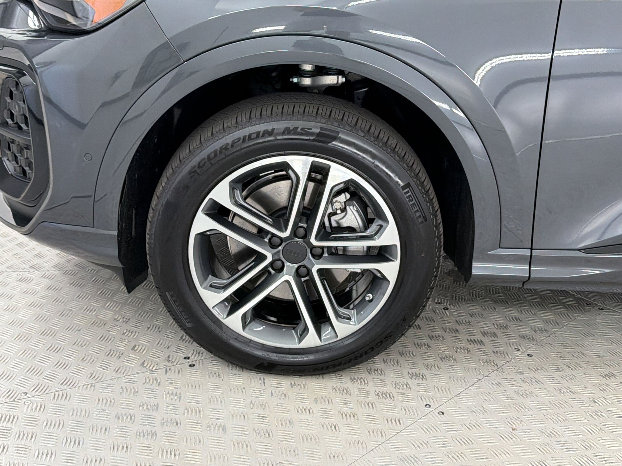 New 2026 Audi Q5 2.0T AWD/4WD image 13