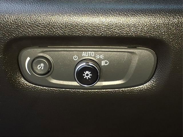 Used 2023 Chevrolet Traverse LT w/ LPO, Floor Liner Package image 17