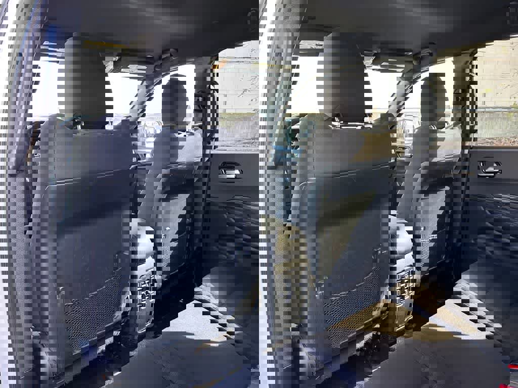 Used 2023 Dodge Durango SXT image 12