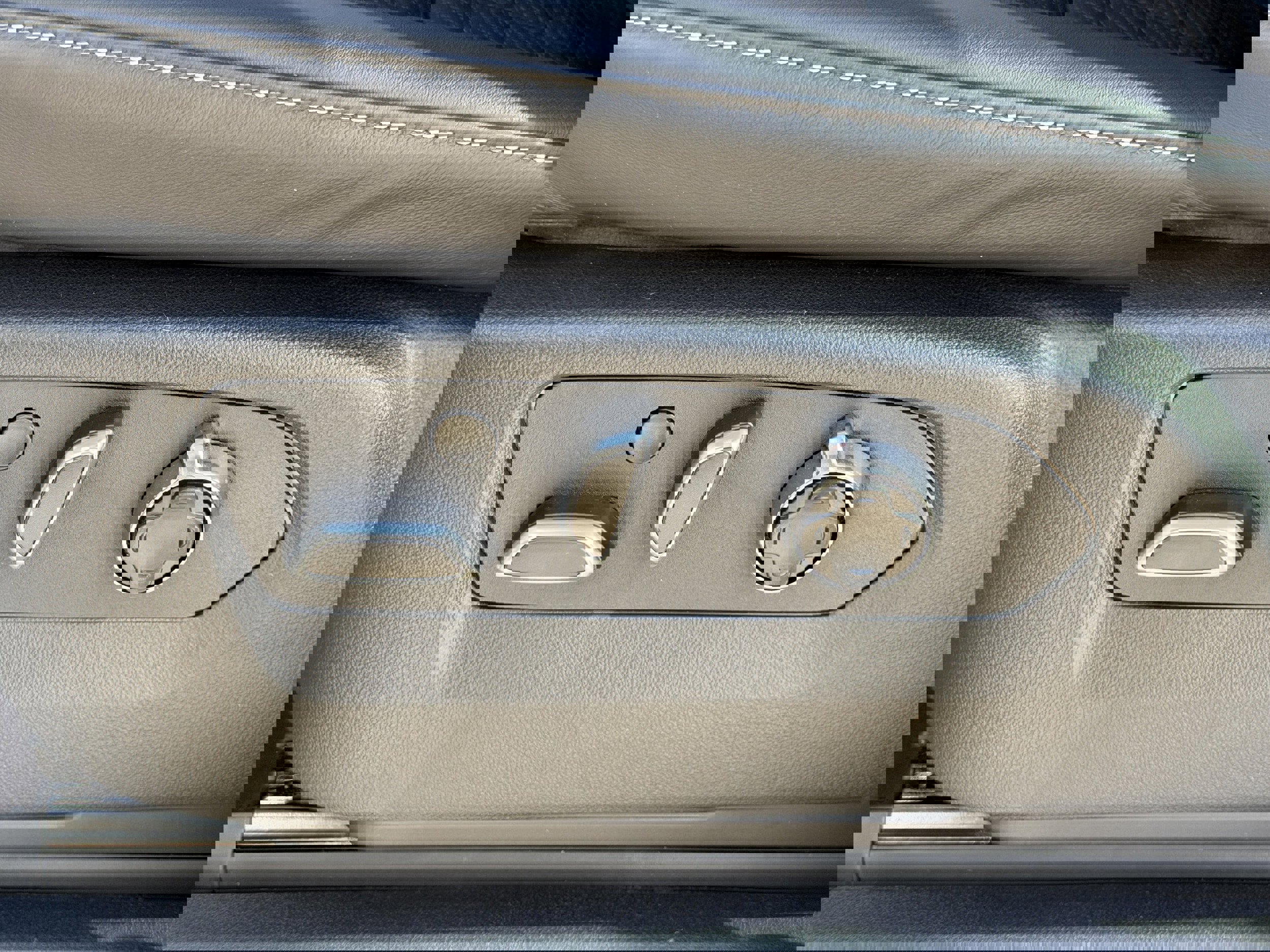 New 2026 Cadillac Escalade V AWD/4WD image 23