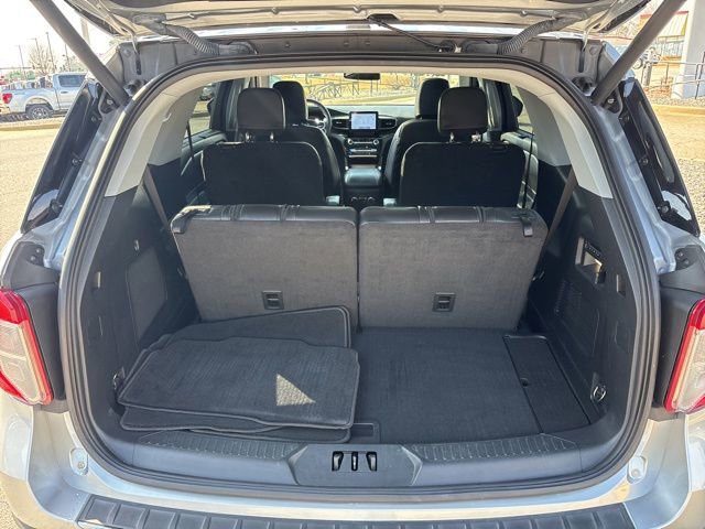 Used 2022 Ford Explorer Limited w/ Equipment Group 301A image 31