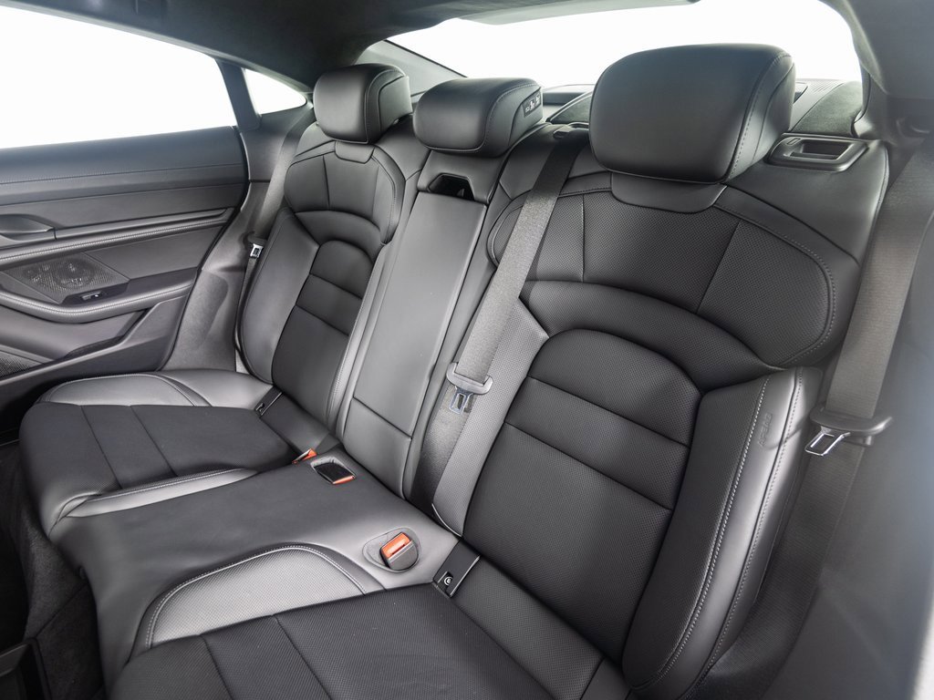 Certified 2022 Porsche Taycan GTS image 27