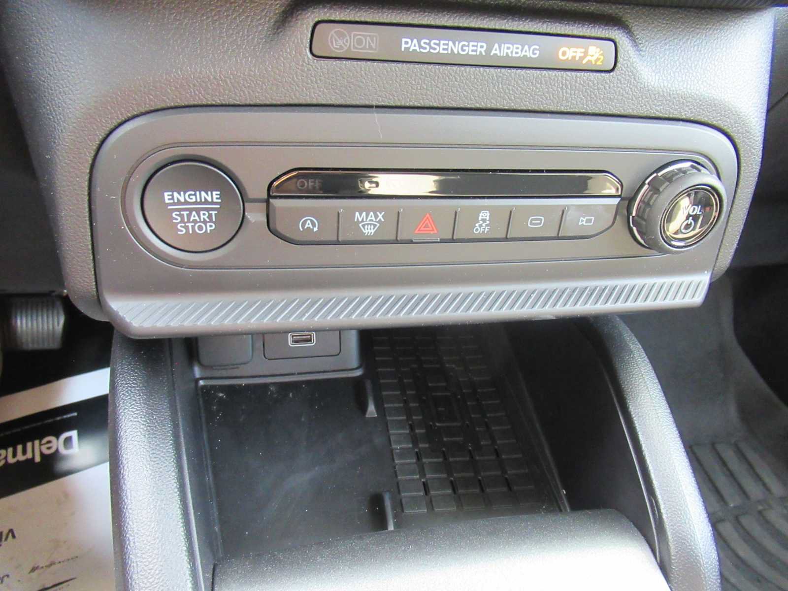 Used 2025 Ford Bronco Sport Big Bend w/ Convenience Package AWD/4WD image 26