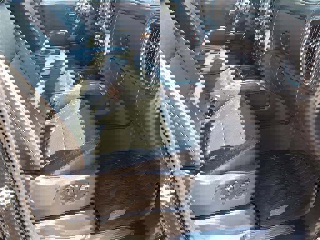 Used 2019 GMC Sierra 1500 SLT w/ SLT Premium Plus Package image 9