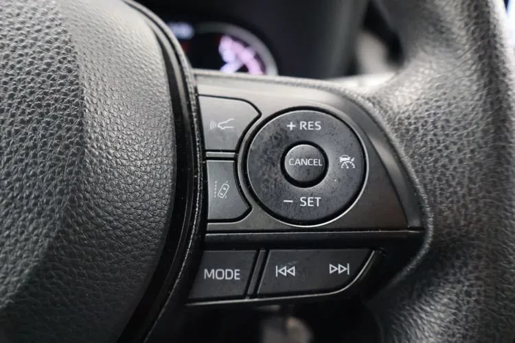 Used 2025 Toyota RAV4 LE FWD image 23