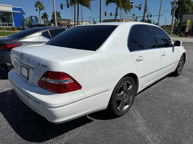 Used 2005 Lexus LS 430 RWD image 5