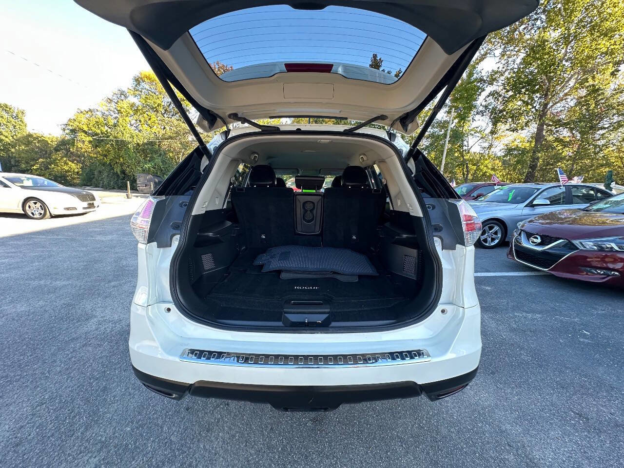 Used 2016 Nissan Rogue SL image 19