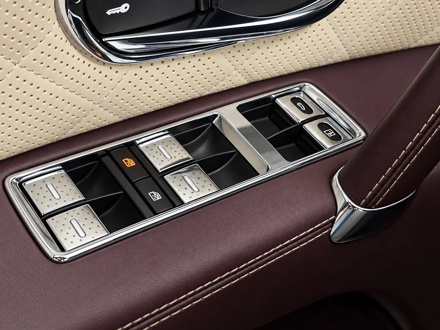 Used 2018 Bentley Flying Spur S W12 AWD/4WD image 33