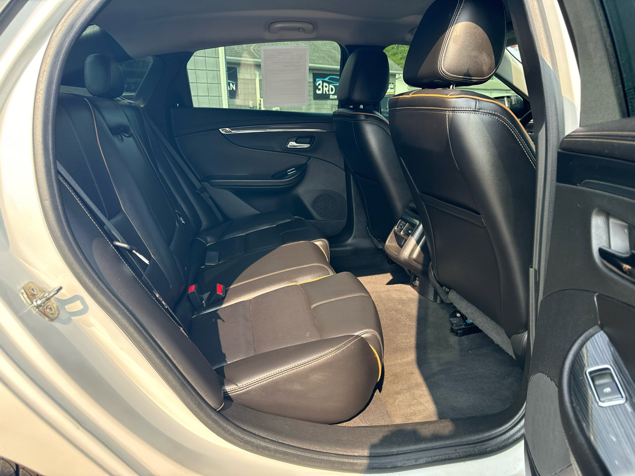 Used 2016 Chevrolet Impala LTZ FWD image 12