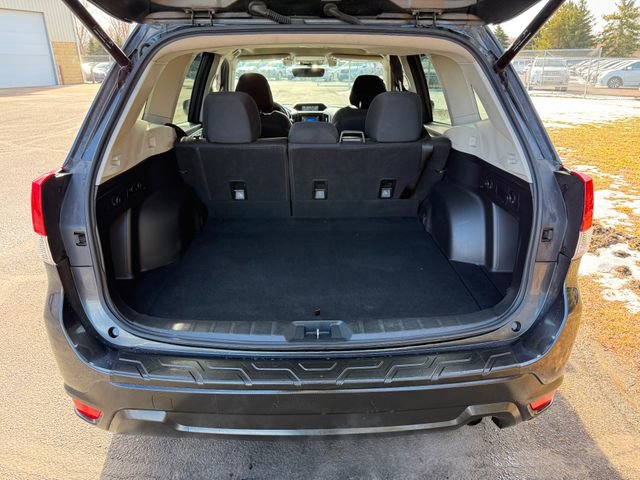 Used 2019 Subaru Forester Premium image 3