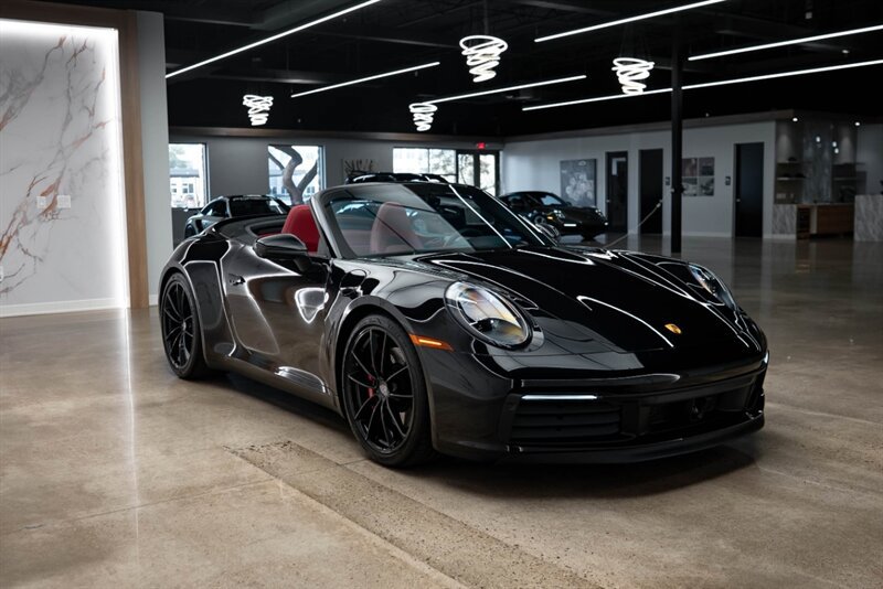 Used 2023 Porsche 911 Carrera S RWD image 3