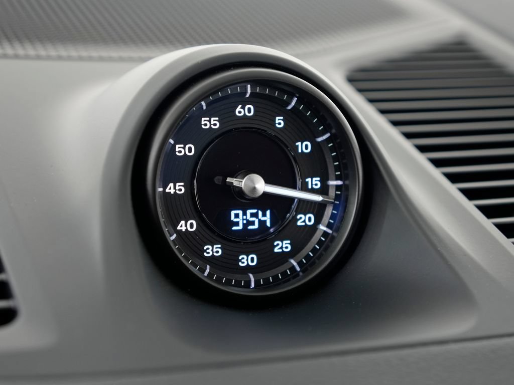New 2026 Porsche Cayenne Coupe AWD/4WD image 28