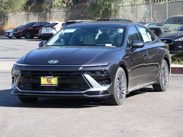 New 2025 Hyundai Sonata Limited image 38