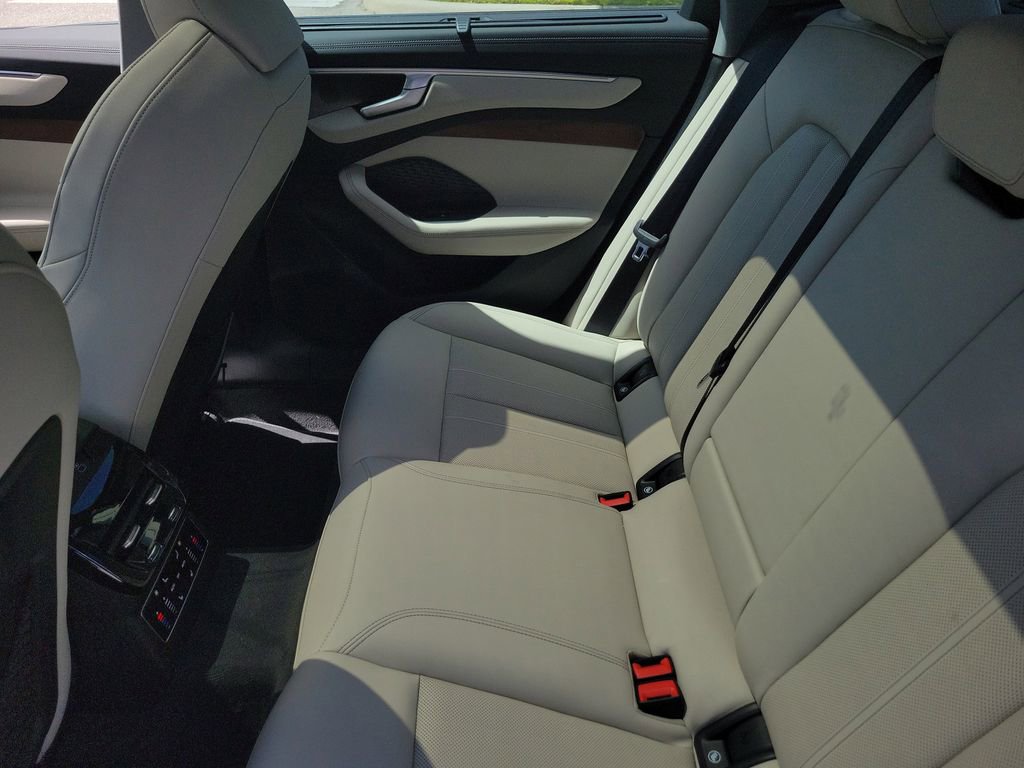 New 2026 Audi A6 Premium Plus image 25