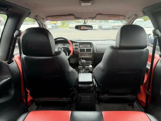 Used 1999 Isuzu VehiCROSS AWD/4WD image 17
