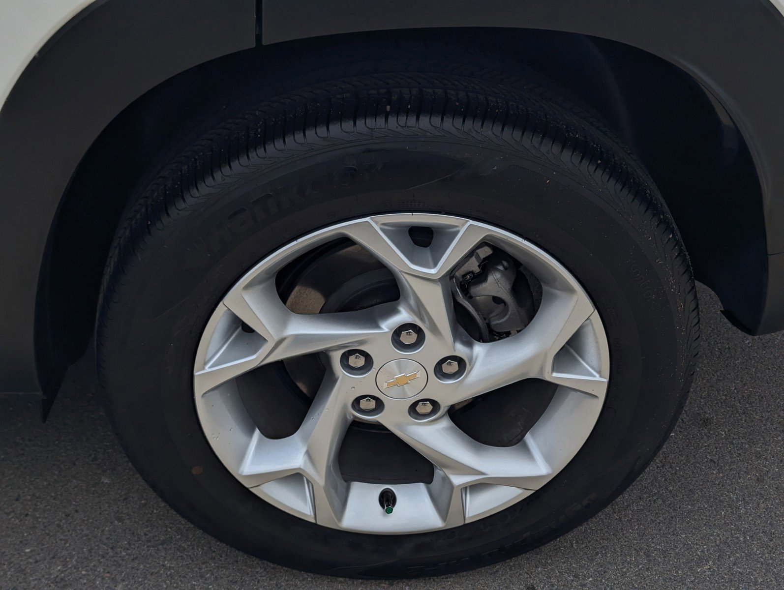 Used 2024 Chevrolet Trax LS w/ LS Convenience Package FWD image 7