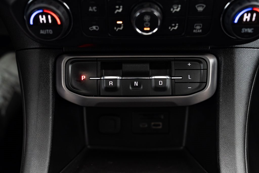 Used 2021 GMC Acadia AT4 image 17