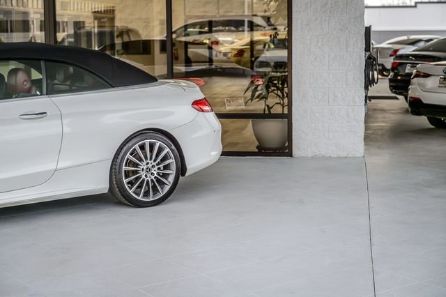 Used 2018 Mercedes-Benz C 300 Cabriolet image 59