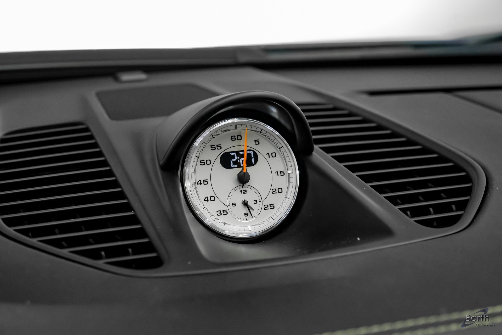 Used 2019 Porsche 911 GT2 RS w/ Weissach Package image 82